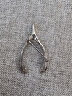 Vtg Unbranded Silver-tone Wishbone Brooch Scarf Lapel Pin Retro Lucky Charm 