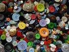 1000 Sewing Buttons  Assorted Mix Of New And Vintage