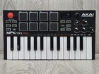 Akai Professional Mpk Mini Play 25-key Portable Keyboard And Midi Controller