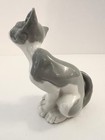 Vintage Llardo Porcelain Grey   White Cat kitten Retired Figurine  feed Me 