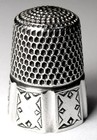Antique Simons Bros Sterling Silver Thimble  Chased Diamonds In Abstract Borders