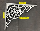 2 Large Cast Iron Antique Style Reproduction Shelf Brackets Garden Braces