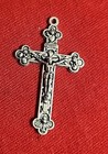  Lot Of 20 Silver Plate Metal Crucifix Cross   Rosary Centerpiece   Catholic 