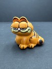 Vintage 1981 Garfield Cat Small Figurine Action Figure United Feature Hong Kong