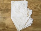 4 Beautiful Vintage Cloth Napkins With Embroidery   Cutwork Detail  Very Elegant