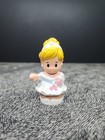 Fisher Price Little People Disney Princess Lot With Horses   Throwns