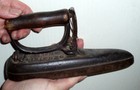 Primitive Antique Sensible No 5 Mechanical Sad Iron Wood Handle Ironing
