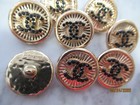 Chanel 8 Buttons   20 Mm  Black Center  Gold Tone Metal    This Is For 8