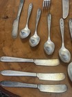 Vintage 33piece  Oneida Community Plate Flatware     Grosven0r Pattern  