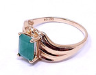Vintage 10k Yellow Gold Green Emerald  Band Ring Size 7