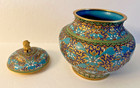 Chinese Handmade Enamel Cloisonn   Foo Dog Jar 8  Tall 7  Wide