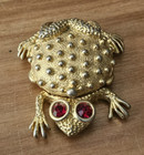 Vintage Retro Gold Tone Metal Frog With Red Gem Eyes Solid Perfume Holder Case