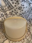 Vtg Tupperware Tall Round Cake Pie Taker Carrier Harvest Gold W handle 11  X 6in