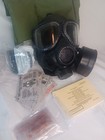 Us Military M40 Gas Mask Size Medium With Bag 