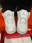 Toddler Girl Nike Jordan 3 Retro Size 6c White metallic Silver-white Dm0968 111