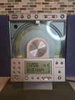 Brookstone Br-200 Cd Pll Radio   Multi-clock No Remote - Tested Working 