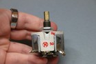 Vintage H h 50 Ohm 25w Rheostat Potentiometer Ceramic Insulated 1 4  Shaft Usa