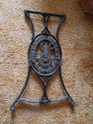 Nice Antique 1879 Singer Treadle Sewing Machine Cast Iron Base