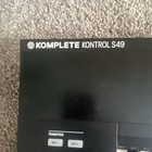 Native Instruments Komplete Kontrol S49 49-key Semi-weighted Usb midi Controller