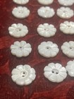 Antique Flower Mother Of Pearl Button Lot 1 2 Inch 30 Buttons