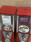 2 Oak Vista Gumball 1 1    Toy Capsule Candy Vending Machine Usa  25 Cent Lock Key