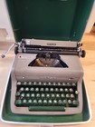 Vintage Royal Typewriter Quiet Deluxe With Case
