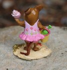 Wee Forest Folk Miniature Figurine M-487 - Conch Quest
