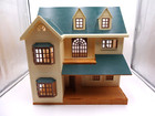 Epoch Sylvanian Calico Critters Deluxe Village Hill House Green Roof An Furnitur