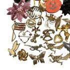 Vintage Wearable Brooch Lot Of 50 Some Signed Rhinestone Wood Usa Flower