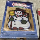 2 Vtg Latch Hook Kits Christmas Snowman Wall Hanging   Holly Bouquet Pillow Kit