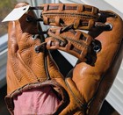 Vintage Baseball Glove 1940s D m Draper   Maynard Hugh Mulcahy Phillies Display 