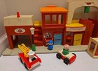1973 Little People Fisher Price Play Family Village Town With Accessories 
