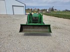 John Deere 4600 Hydrostat    4wd With Front Loader And Rear Hyd Outlet 