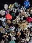 Wow    Vintage Jewelry 100  Pc Clip On Screw Single Flower Cluster Earring Lot