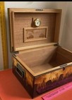 Man-o - War Humidor