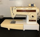Singer Stylist 833 Zig Zag Sewing Machine Tested Free Arm Pedal Tested Working