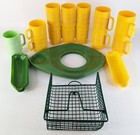 Vtg Picnic Kit W  Rubbermaid Yellow Ribbed Tumblers Cups   Wilpak Plate Holders