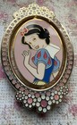 Disney Snow White Cameo Apple Spinner Enamel Pin W  Glitter Le Pin  250 