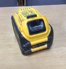 Dewalt 20v 60v Flexvolt Lithium Ion Battery Dcb606  pre-owned  Free Shipping