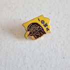 Iowa Hawks Vintage Lapel Pin Hawkeyes    Mt1
