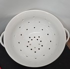 Threshold Berry Colander Porcelan 8     White