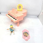 Vintage Playskool Dollhouse Lot  Baby  Photos  Pink Piano Not Working