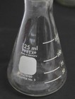125 Ml Pyrex No  4980 Erlenmeyer Flask Stopper No  5 Graduated Lot Of 26  5497 