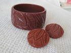 Vtg Mma Cn Museum Of Art Lucite Bangle Bracelet   Clip Earrings Carved Leaf Set