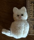 Vtg Tiny Mini Woolen Wool Pom Pom White 1 5     Kitten Kitty Cat  Adorable Look 