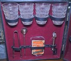Vintage Londonaire The Portable Pub Barware Travel Bar Set Kit   Case