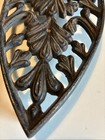 Vintage Cast Iron Footed Trivet With Handle - Arrowhead Triangle 9 