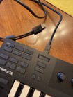 Native Instruments M32  Komplete Kontrol Keyboard Controller