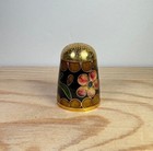 Vintage Cloisonn   Brass Enamel Floral Thimble Gold Trim Collectible Sewing