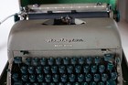 Vintage 1950s Remington Quiet-riter Miracle Tab Typewriter With Hard Case  works